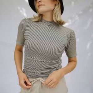 Albion striped fitted short sleeve size small